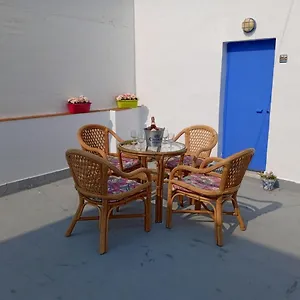 Сasa de vacaciones De Flores En Conil, Conil De La Frontera
